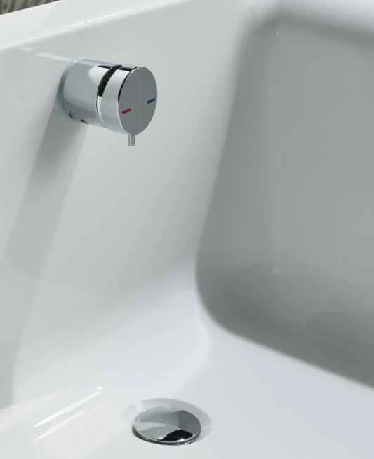 Selkirk Freeflow Overflow Bath Filler Tap - Highlife Bathrooms 1 Selkirk Freeflow Overflow Bath Filler Tap - Highlife Bathrooms