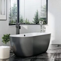 Scudo Muro Black Freestanding Bath Shower Mixer Tap -ABACUS || Villeroy & Boch || Burlington Sales Store Muro Freestanding Tap Lifestyle