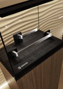 S8 Swarovski - Open Toilet Roll Holder - Chrome - Origins Living 8 S8 Swarovski - Open Toilet Roll Holder - Chrome - Origins Living -ABACUS || Villeroy & Boch || Burlington Sales Store S8 swarovski lifestyle1