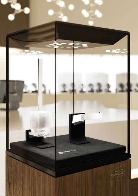 S8 Swarovski - Open Toilet Roll Holder - Chrome - Origins Living 5 S8 Swarovski - Open Toilet Roll Holder - Chrome - Origins Living - Image 5